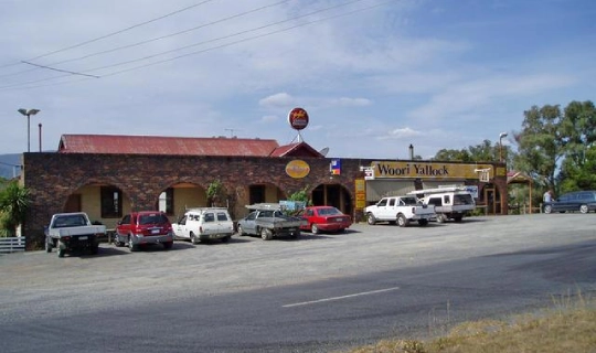 Woori Yallock